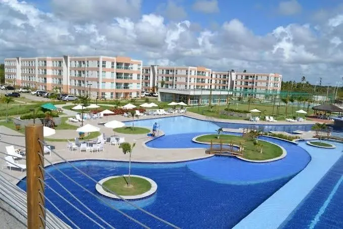 Muro alto Condomínio Clube flat 211 Pôrto das Galinhas